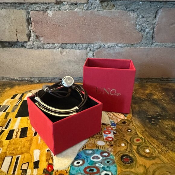 UNOde50 Triple Strand Leather & Silver Bracelet — Handmade in Spain - Picture 2 of 6